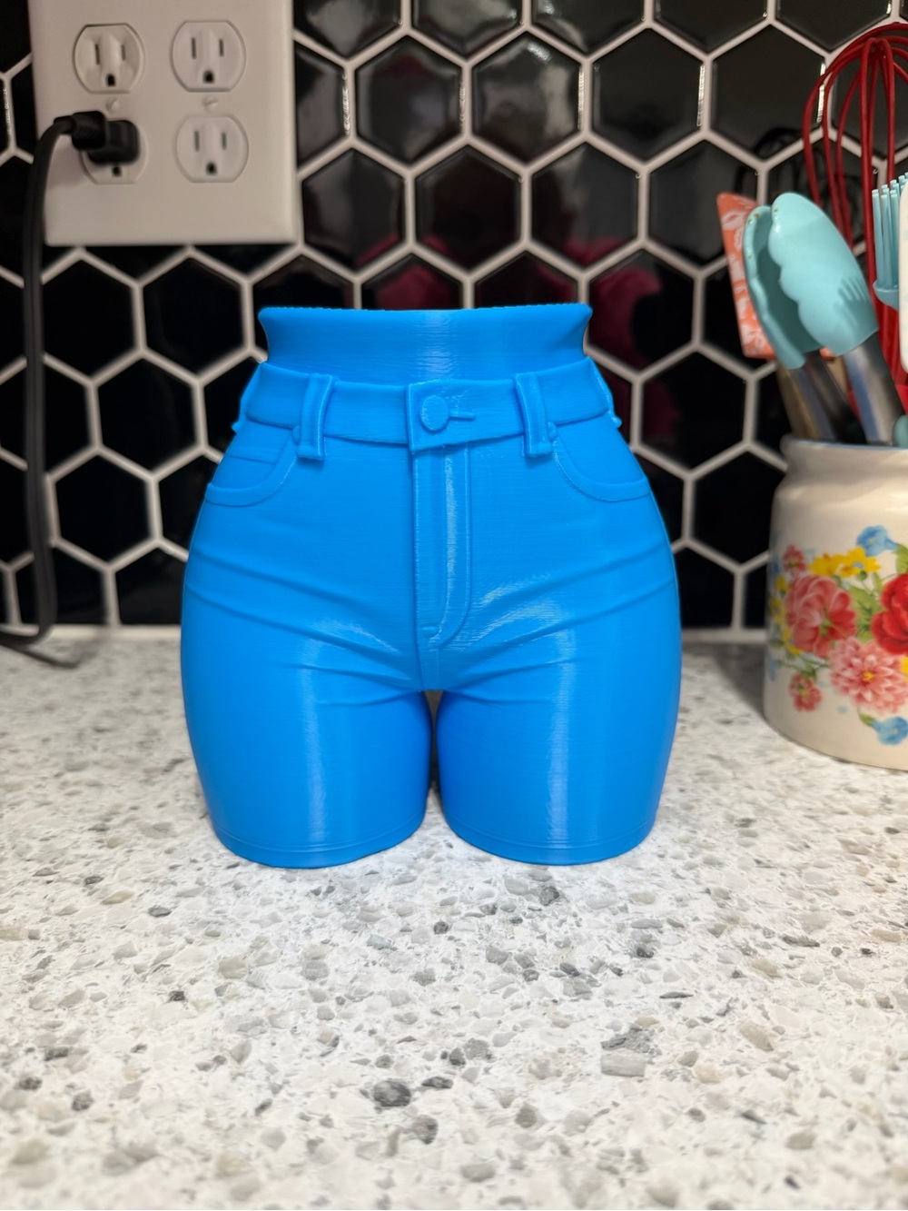 Flower pot